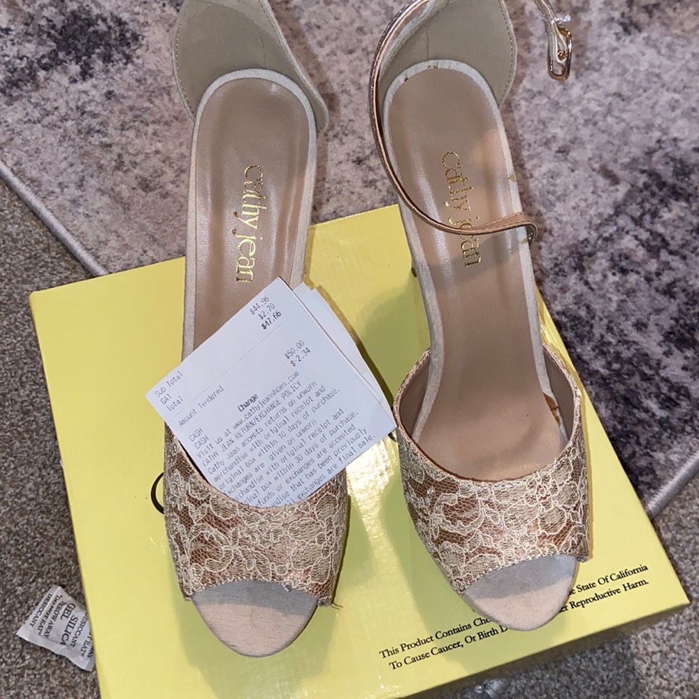 Lace vamp ankle strap plataform sandal